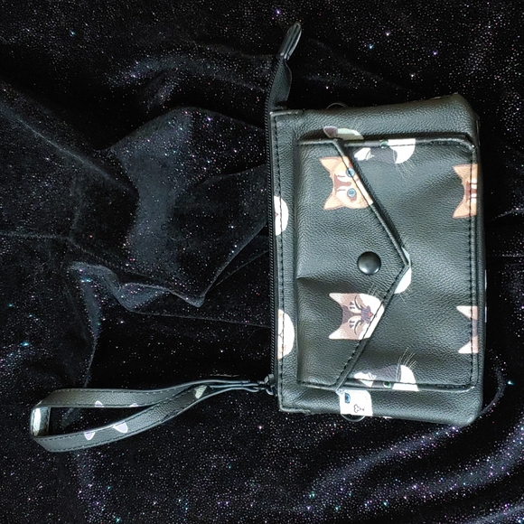 Cute Kitty Wristlet Bag - Picture 1 of 16
